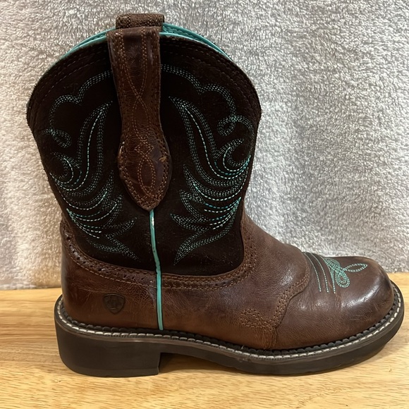 Ariat Dark Brown & Turquoise Leather & Suede Embroidered Short Boots 38 EU 8B US - Picture 4 of 13